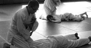 Bojové umění jako forma sebeobrany: Jak se naučit bránit sám sebe