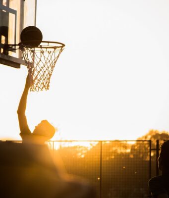 Sportovní výživa: Jak správně doplnit energii pro trénink a regeneraci