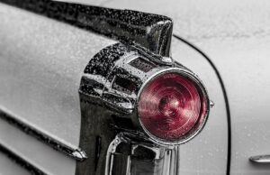 Nové technologické trendy v automobilovém průmyslu: Co nás čeká v budoucnu?