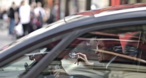 Inovativní technologie v automobilovém průmyslu: Co nás čeká v blízké budoucnosti?