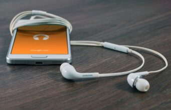 Srozumitelné vysvětlení nejnovějších technických termínů a konceptů