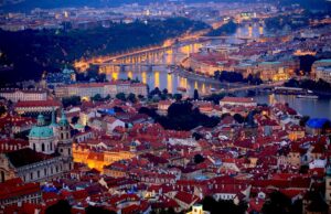 Pohádkové domácí knedlíky s vepřovým masem a zelím
