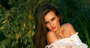 Krása prostřednictvím umění: Jak se inspirují umělci při tvorbě dokonalých portrétů